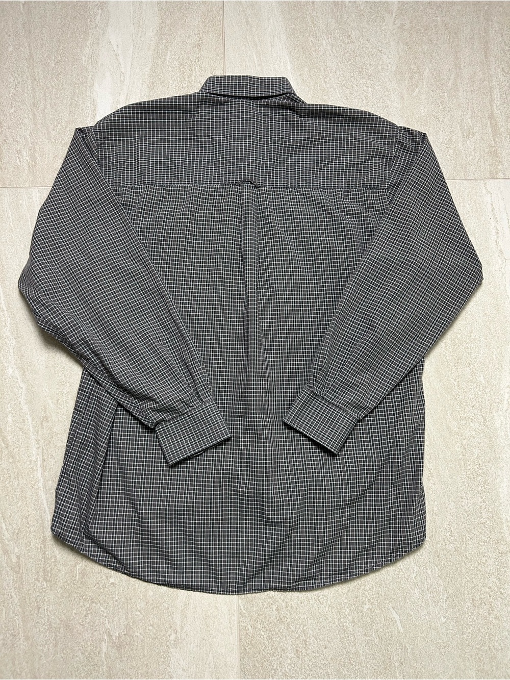 VINTAGE BURBERRY DARK GREY PLAID BUTTON DOWN SHIRT MENS LARGE EXCELLENT COND - Picture 9 of 11